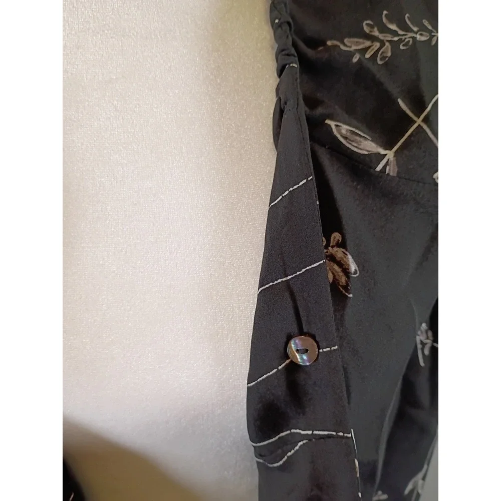 Dark Academia Valerie Stevens II Womens 22W Black Silk Floral Pinstripe Wrap
